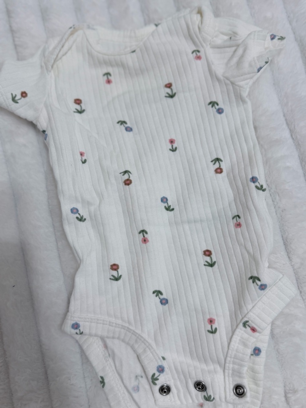 Mixed Baby Girl Sleepers and Onesies - Pastel Floral & Fruit Prints - Picture 13 of 13